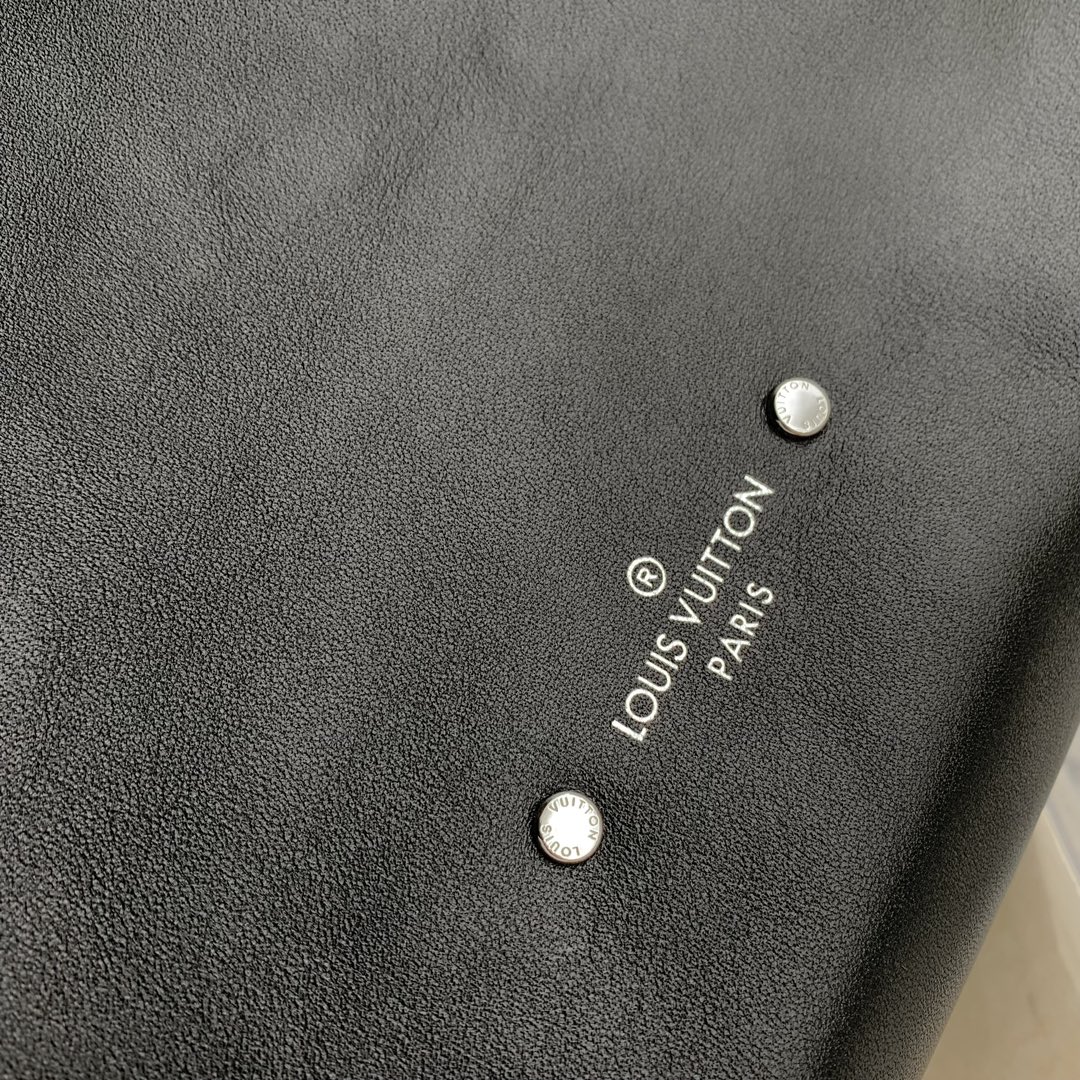 l0*is V*t0n dark side atlantis mm handlebag-30 x 41 x 11cm