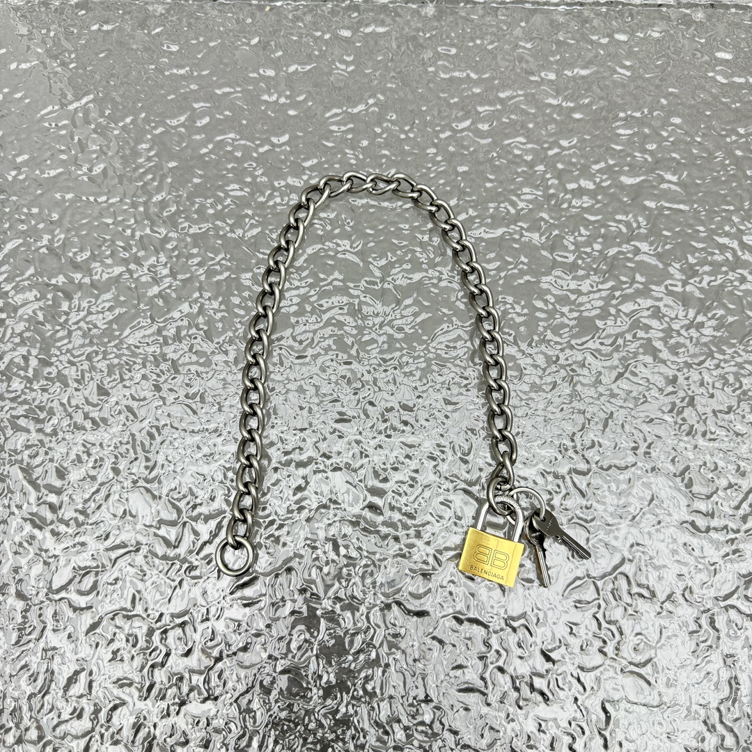 Ba*len*cia*ga necklace-46.5cm