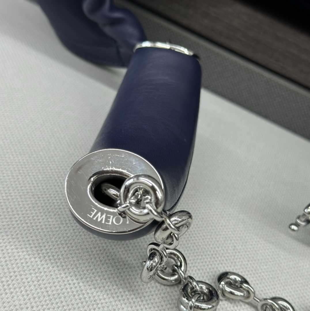 L0ew* squeeze bag-34*13.5*33cm