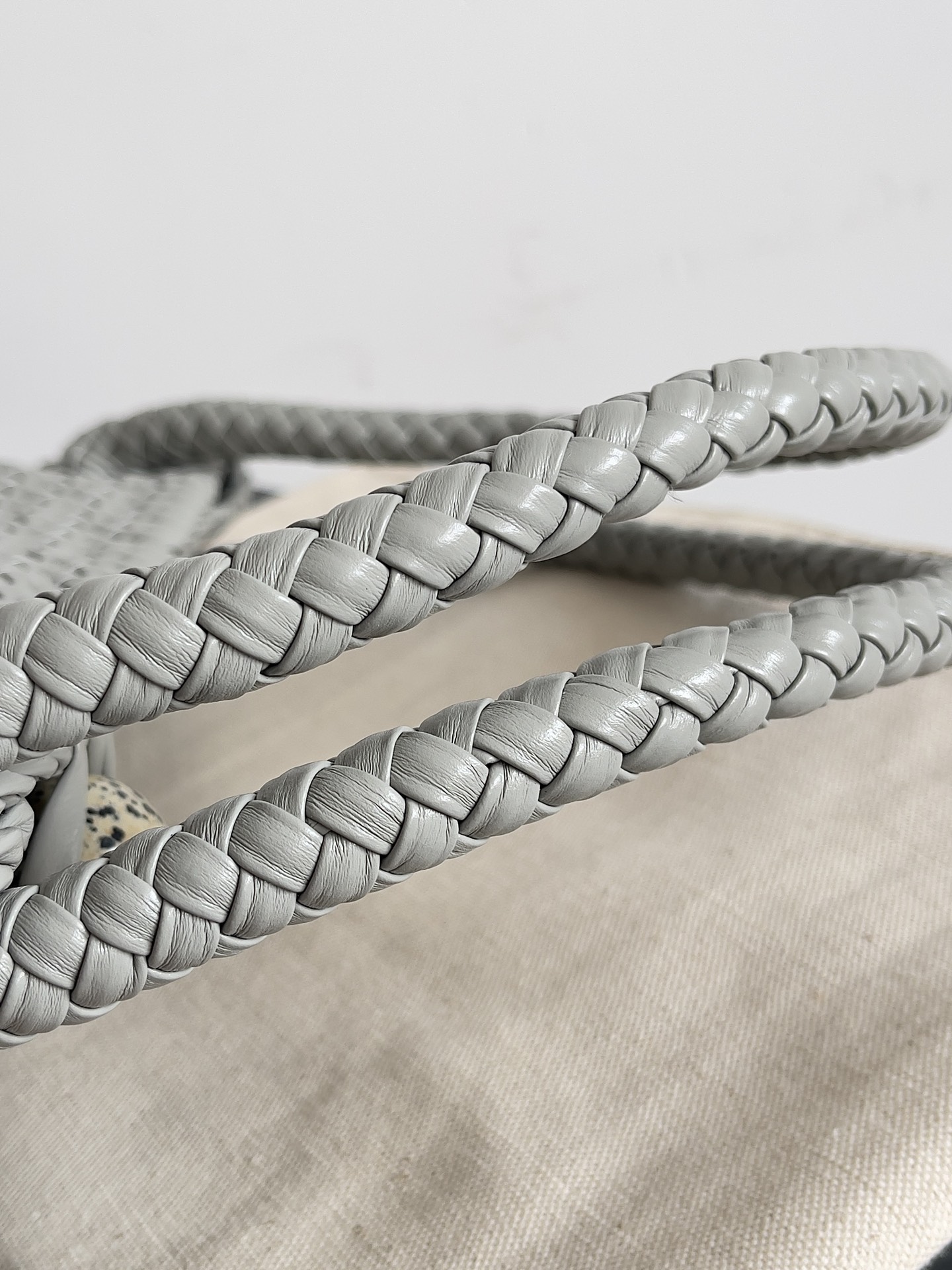 bo*te*ga Ve*ne*ta concert pouch-18.5*11.5*8.5cm