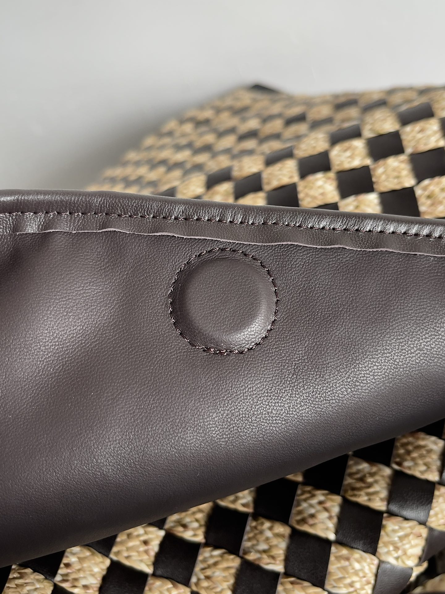 bo*te*ga Ve*ne*ta hop bag-53*24*13cm