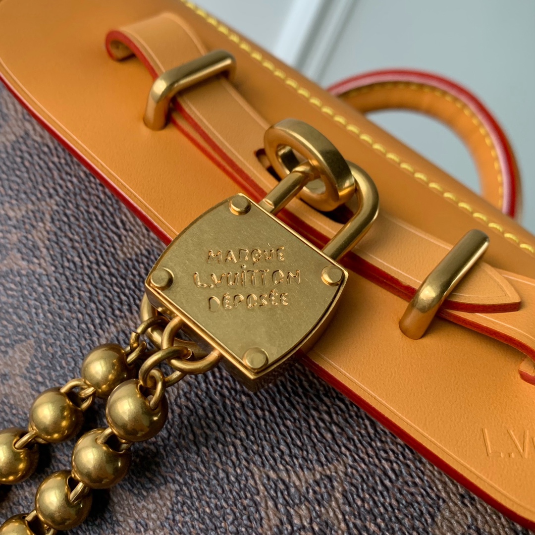 l0*is V*t0n nano steamer bag-15 x 18 x 7cm