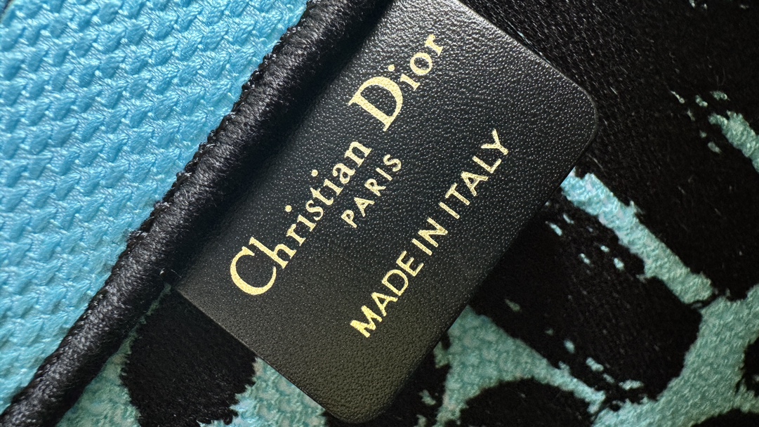 D*or small book tote-26*8*22cm