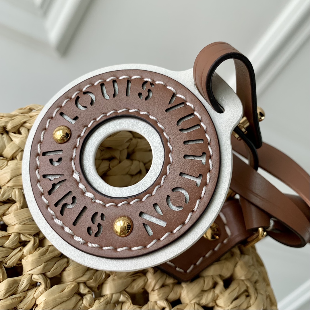 l0*is V*t0n nano speedy-16*10*7.5cm