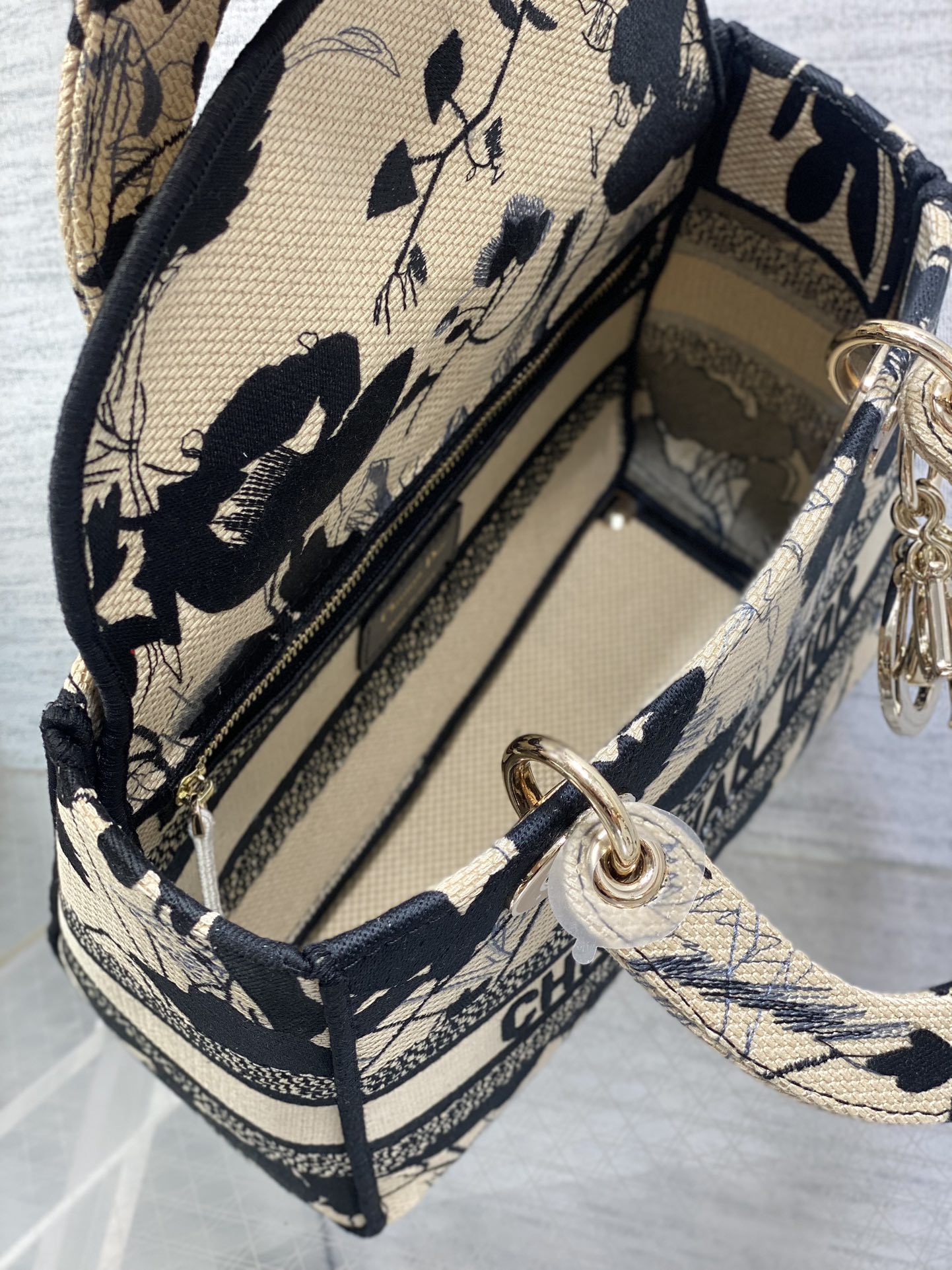 lady D*or handle bag-24cm