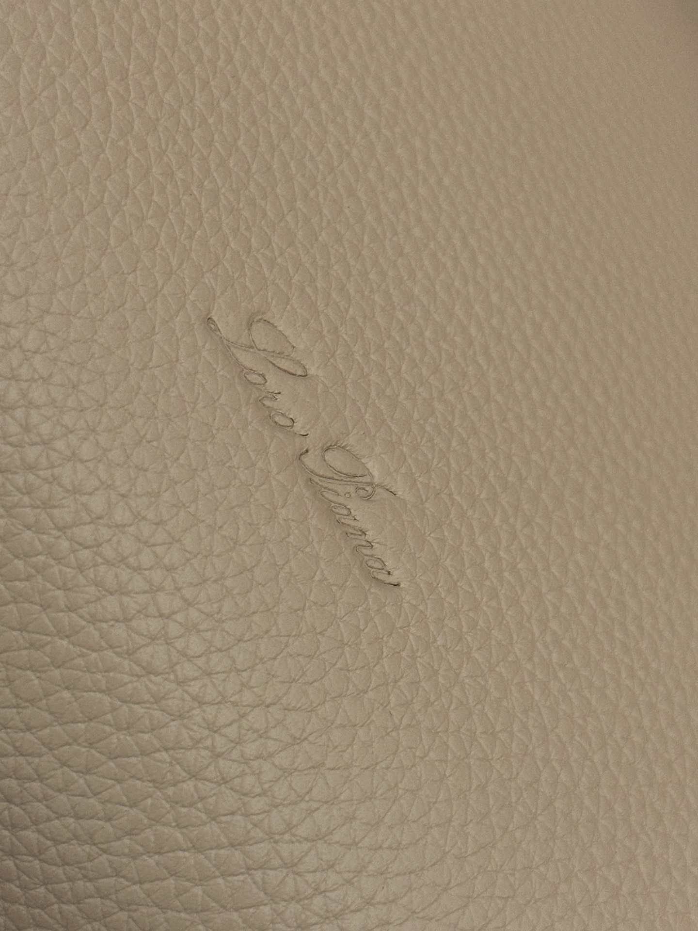 L**o p*ana loom bag l32-33 x 23 x 18cm