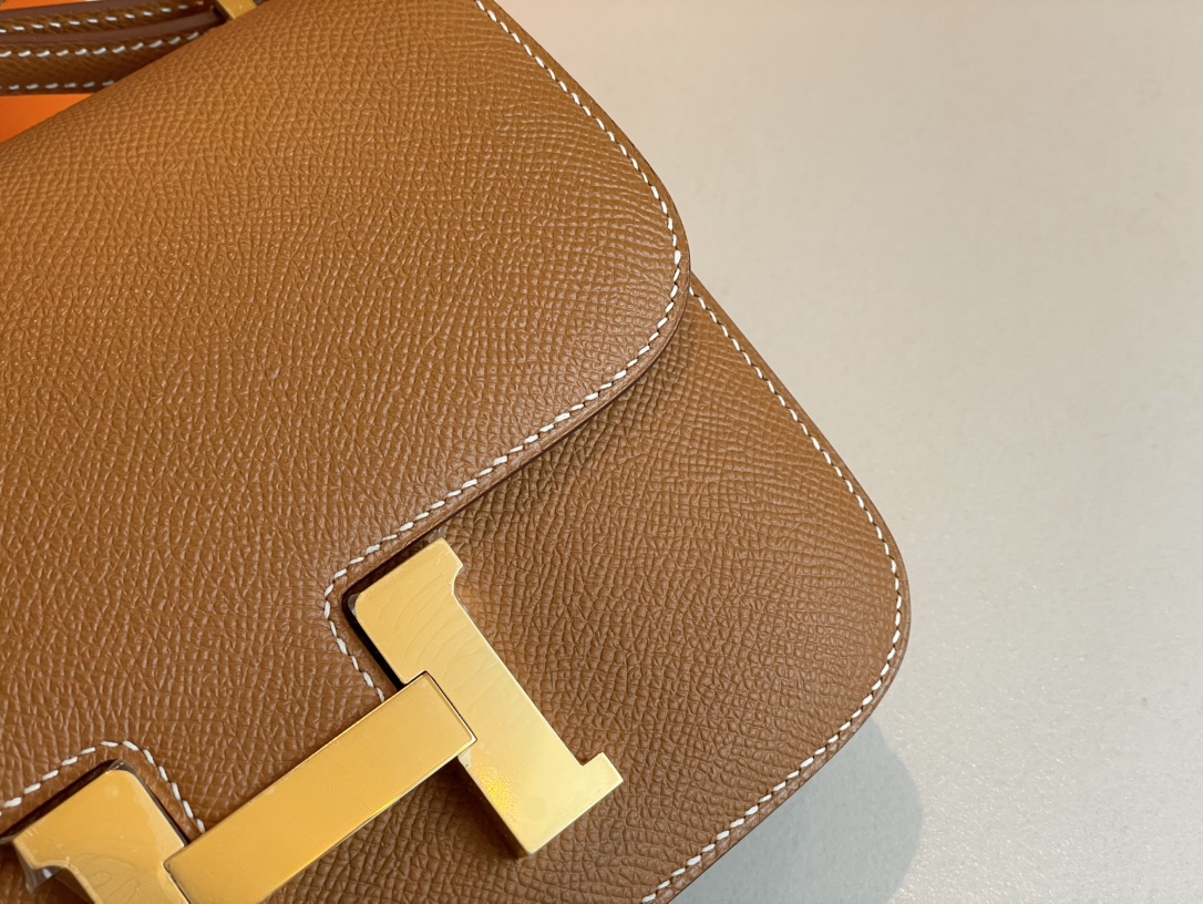 H**mes constance epsom leather-19cm