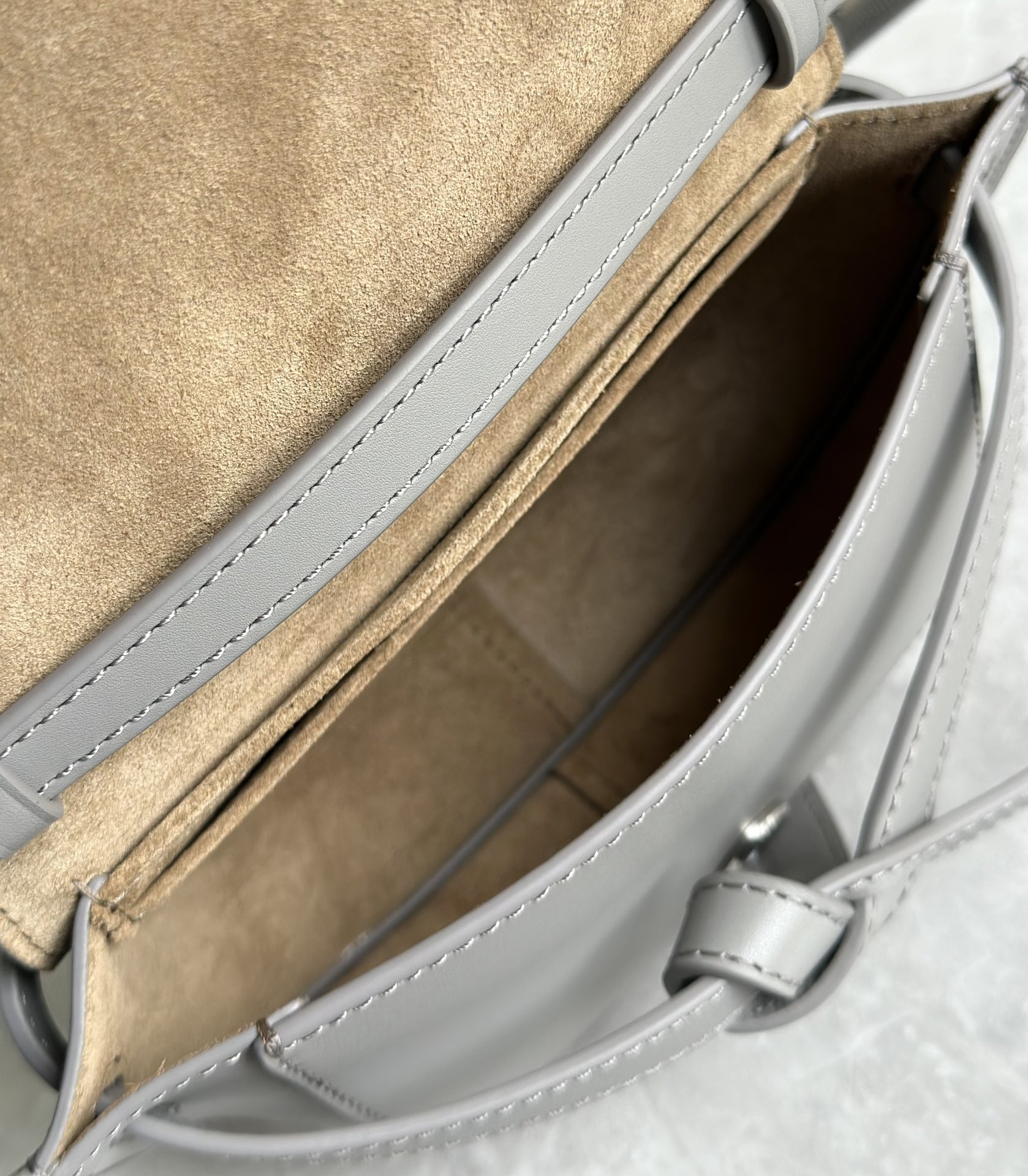 L0ew* mini puzzle gatedual bag-21*12.5*9cm