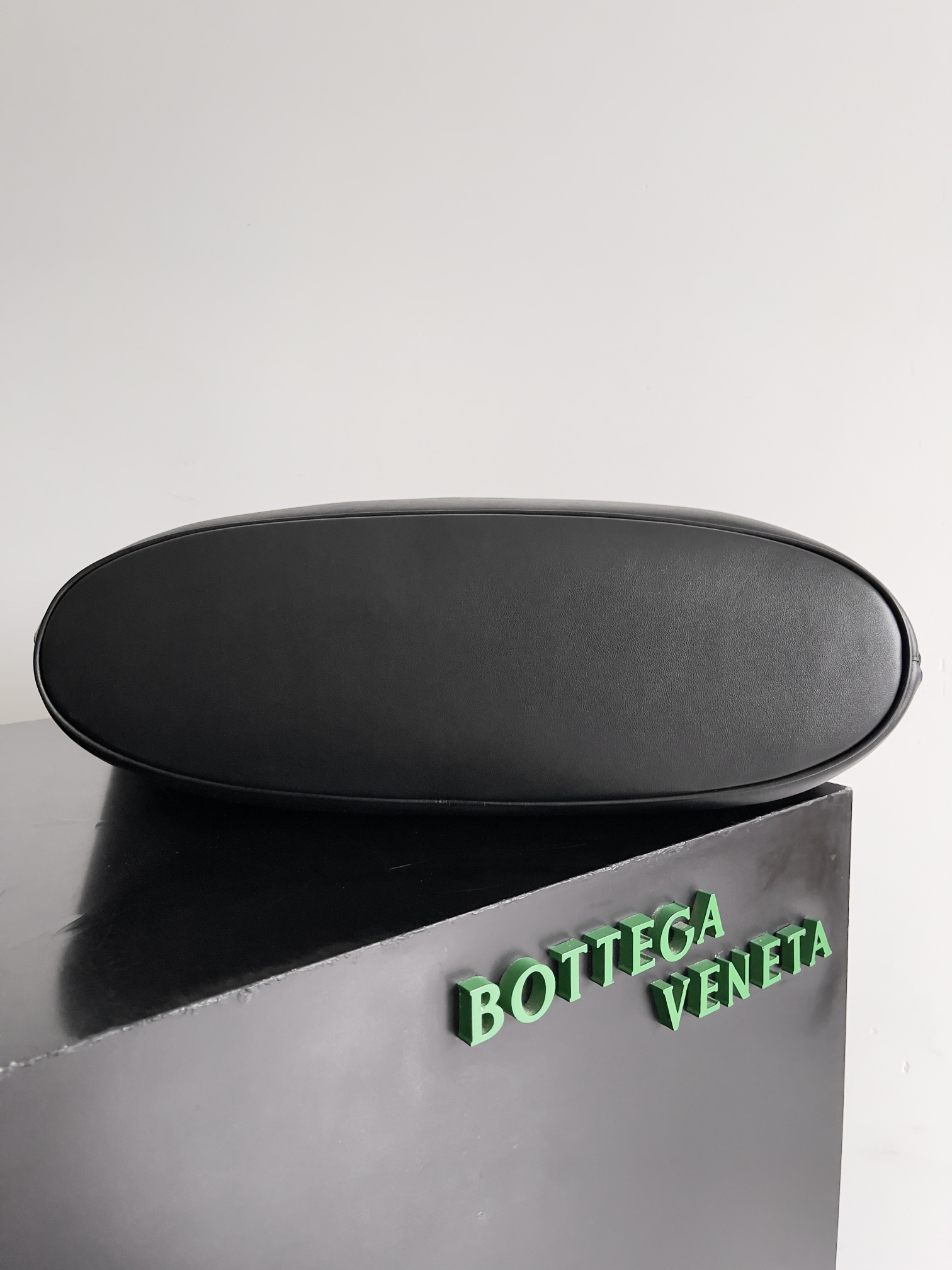 bo*te*ga Ve*ne*ta tote-32.5*16.5*1cm