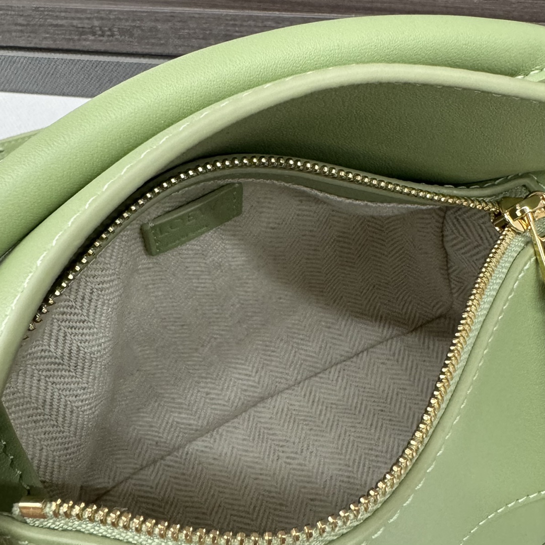 L0ew* puzzle edge bag-18*12.5*8cＭ