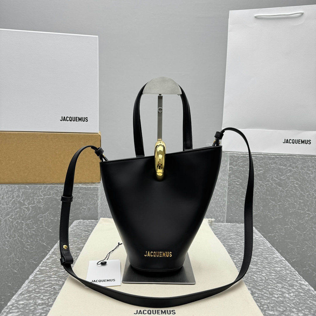 Ja*qvemvs le petit bambo bag-10*10*20cm