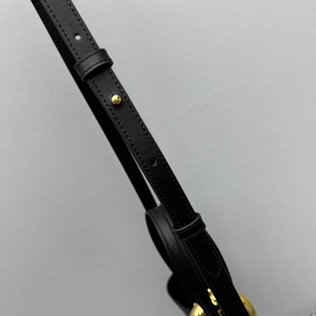 Ja*qvemvs le petit bambo bag-10*10*20cm