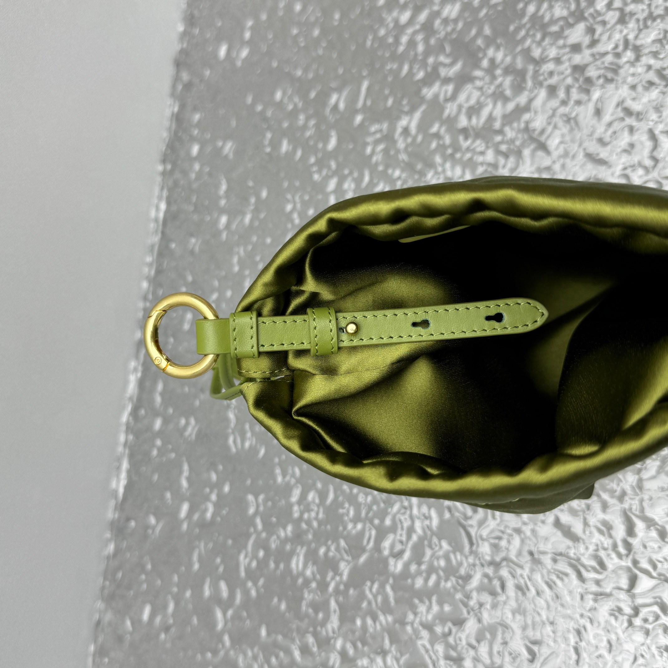 M*um*u joie pouch-18*20cm