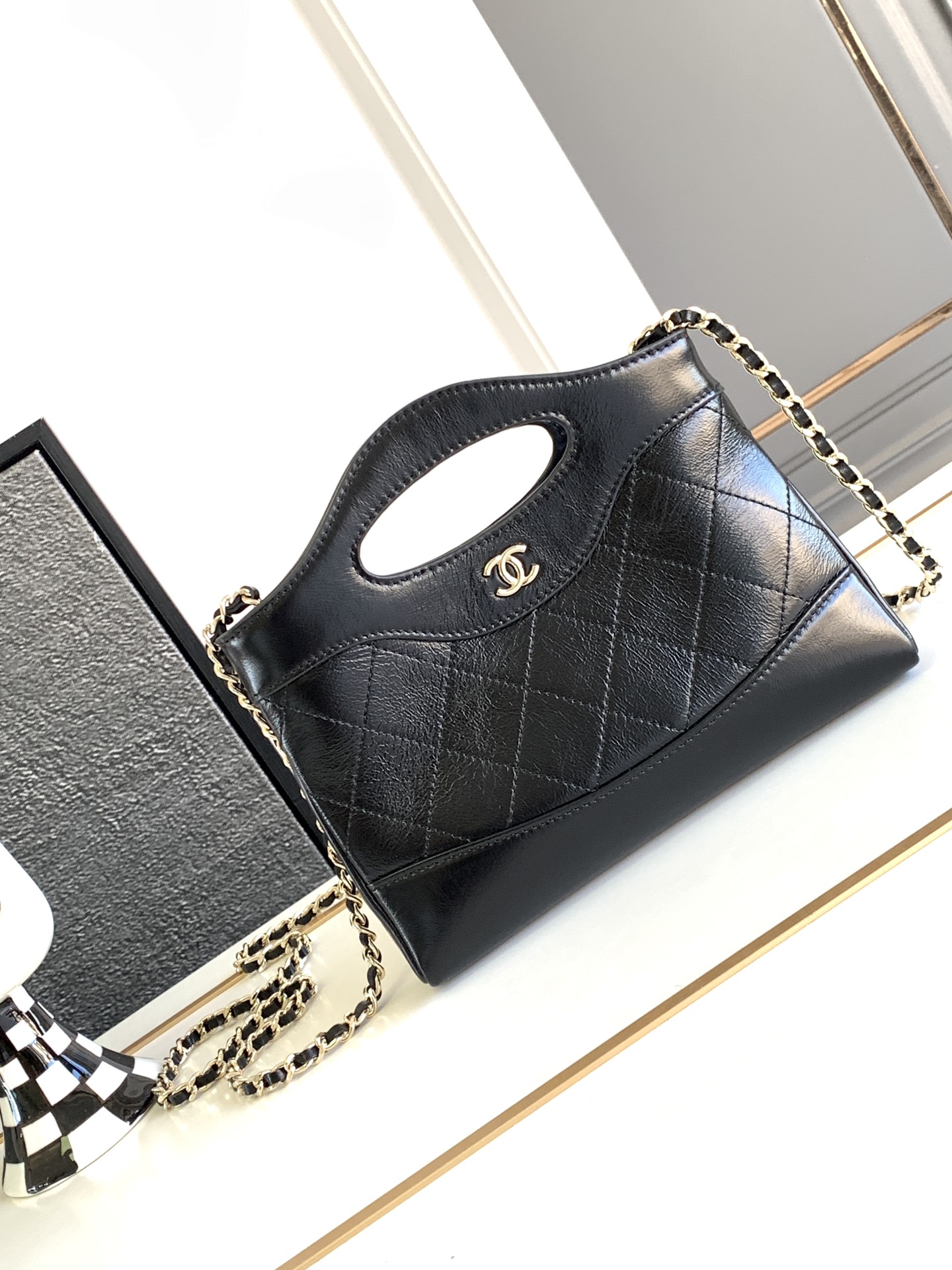 Ch@nel Nano 31 Bag-20.5*17.5*4CM