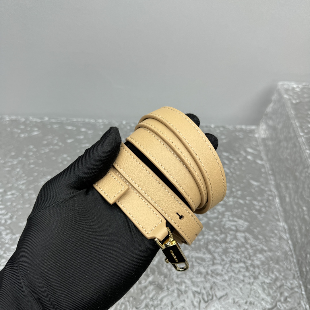 Ferragamo Top-handle Bag-32*22*14CM