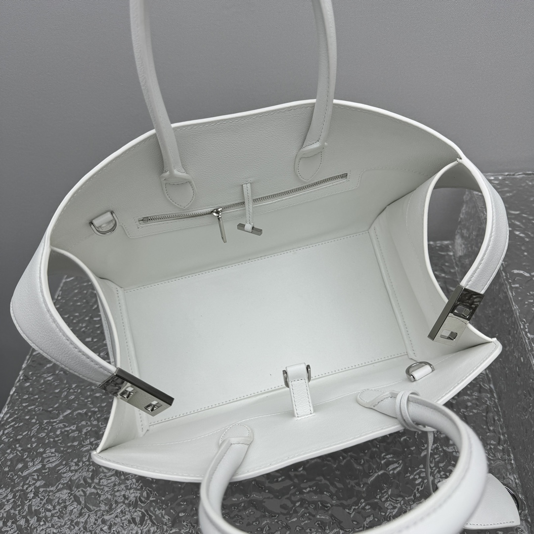 Ferragamo Top-handle Bag-32*22*14CM