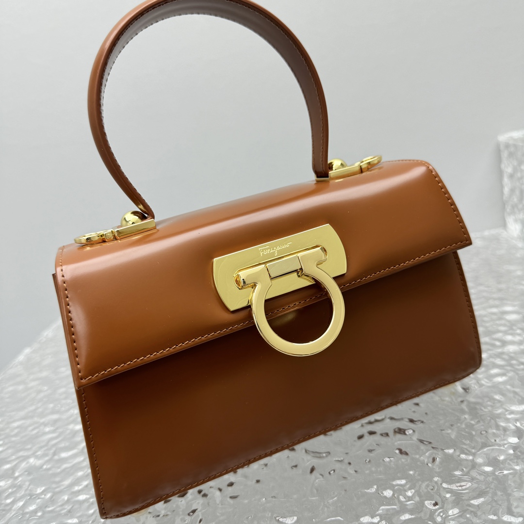 Ferragamo Top-handle Bag-21*13*8.5CM