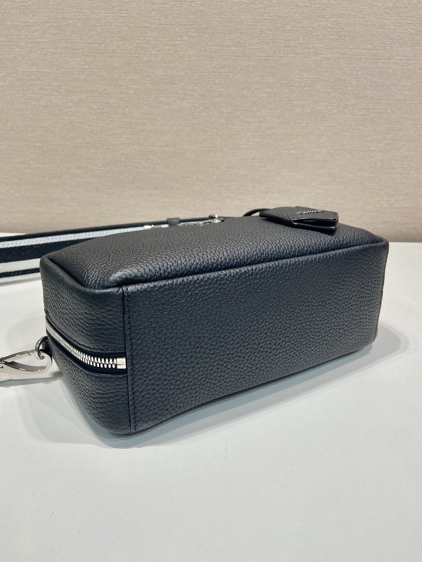 Pra*a top handbags-1bb102-24*12*8.5cm