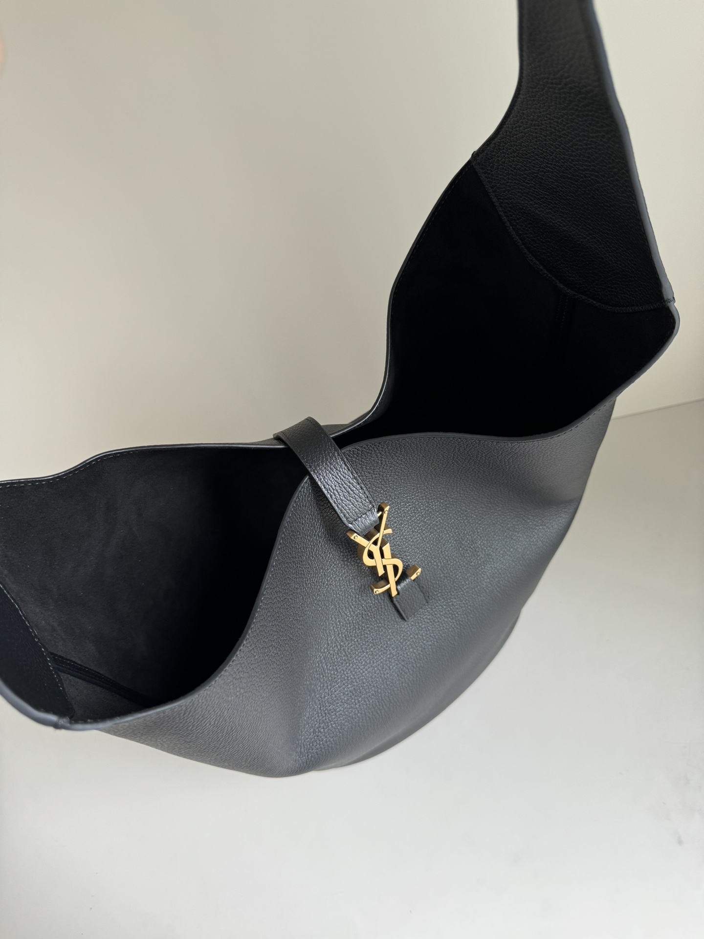 Y*L le5a7 hobo bag-26x31.5x15cm