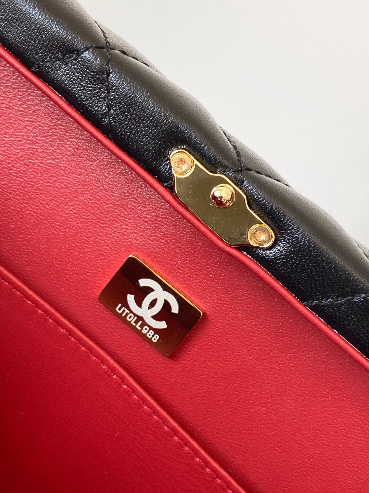 Ch@nel Cosmetic Bag-12.5 X 18 X 6.5CM