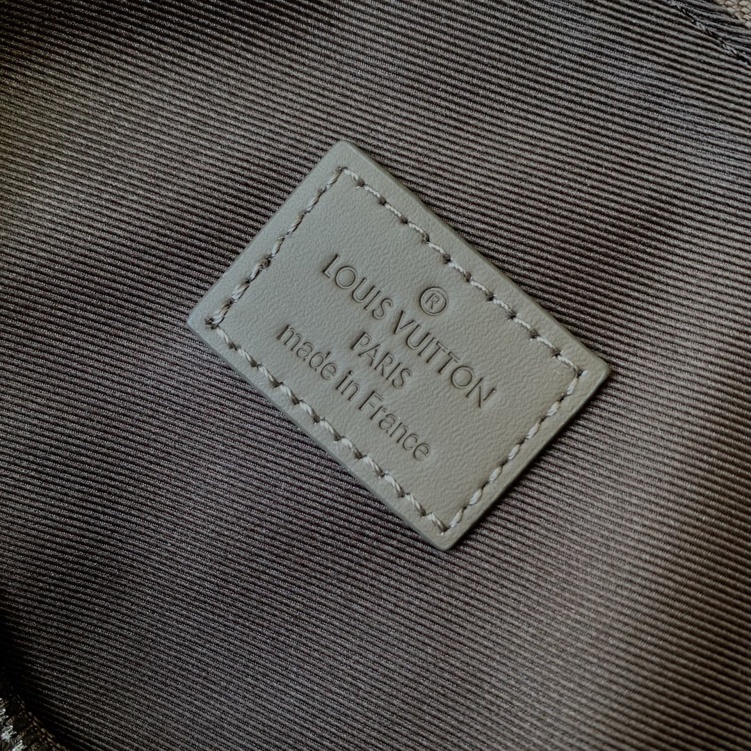 l0*is V*t0n takeoff pouch-m11485-30 x 22 x 5cm