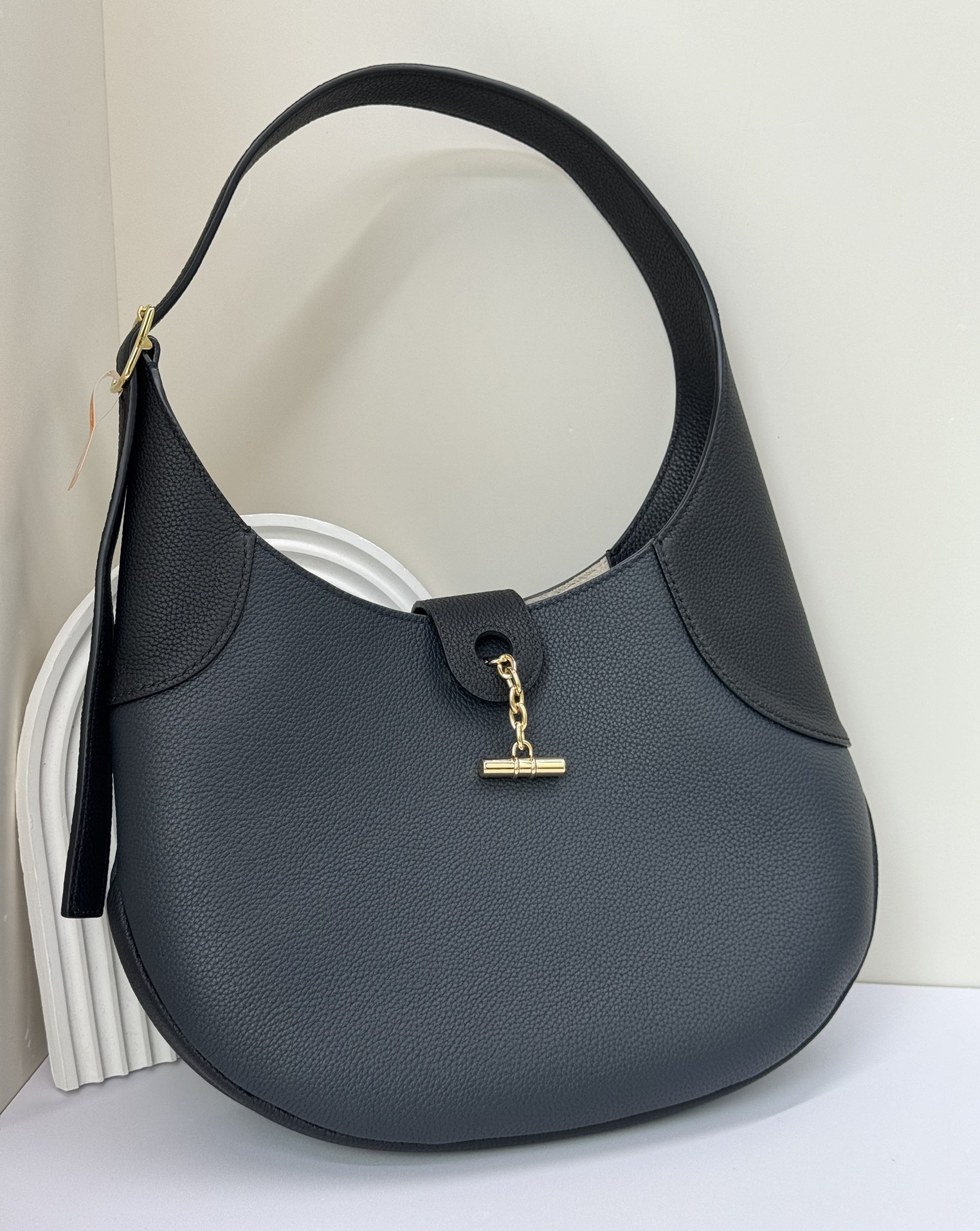 L0r0 P1ana bobbin bag-32*7*21cm