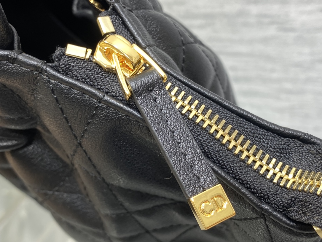 Diro Walk In Diro Bag-36*27CM