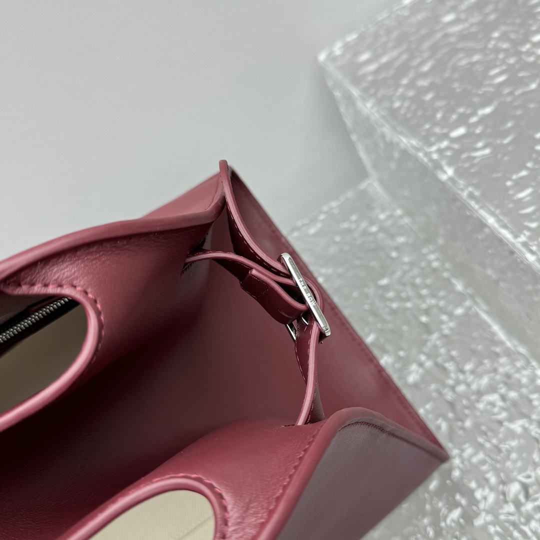 The R0w margaux eq clutch-43*20*24cm