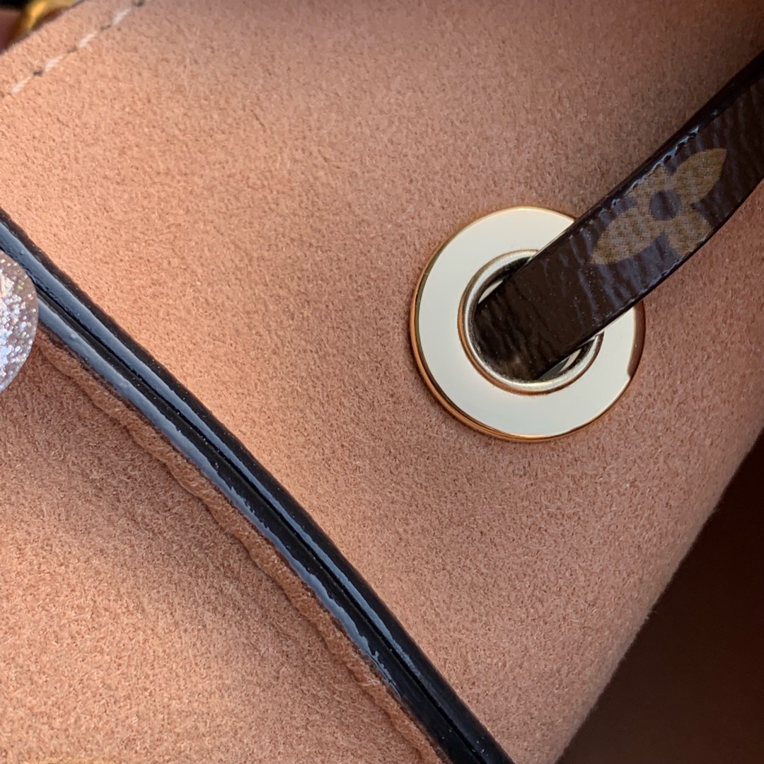 l0vis Vvtt0n bloom pm black calf bag-m13843-16 x 21 x 21cm