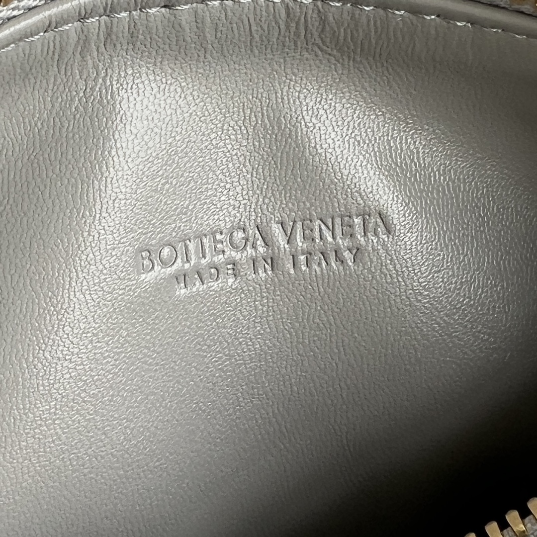 b0tt*ga Ven*ta bv wallace-17x13.5x5.3cm