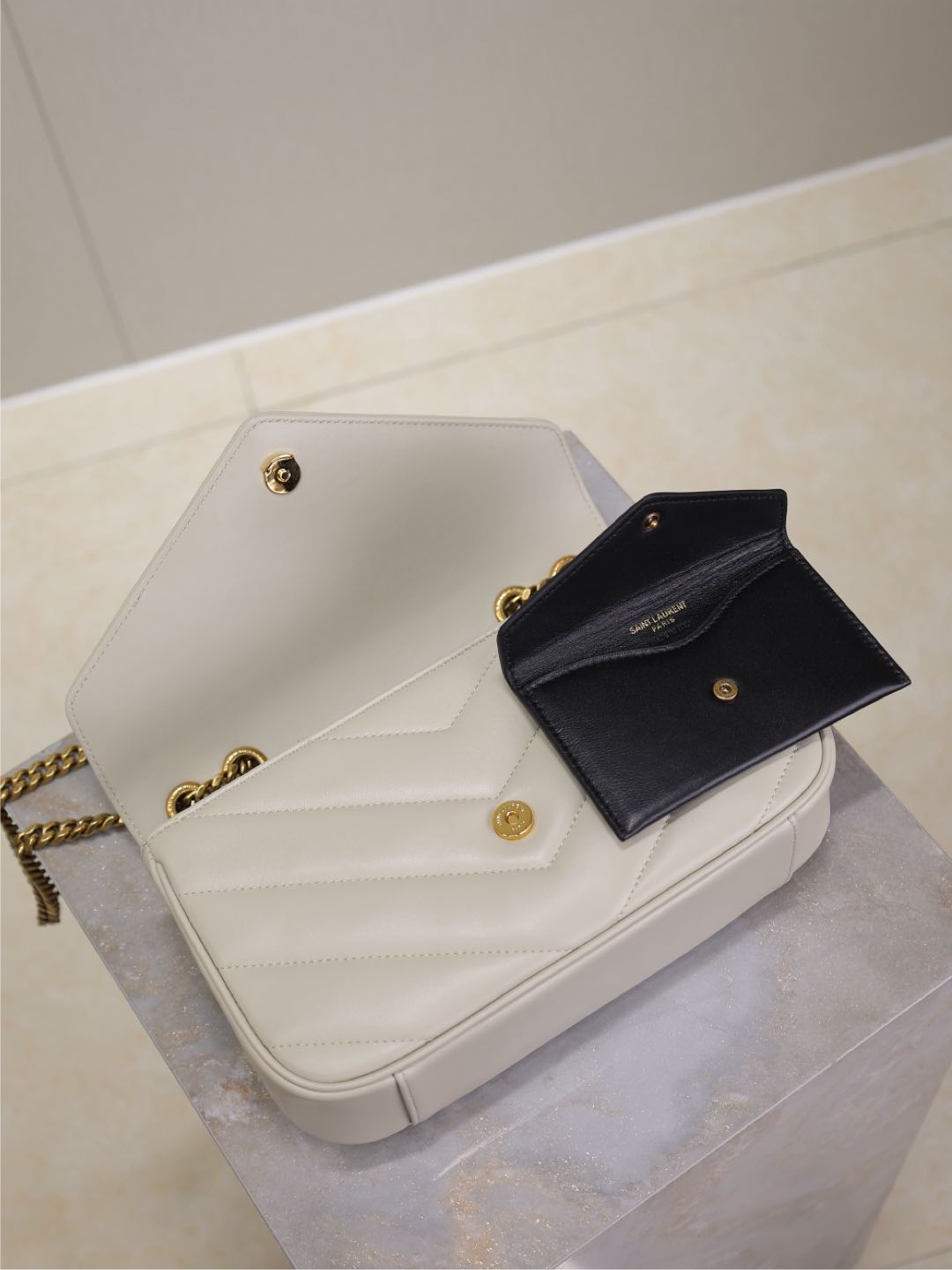 Y51 loulou bag- 24cm