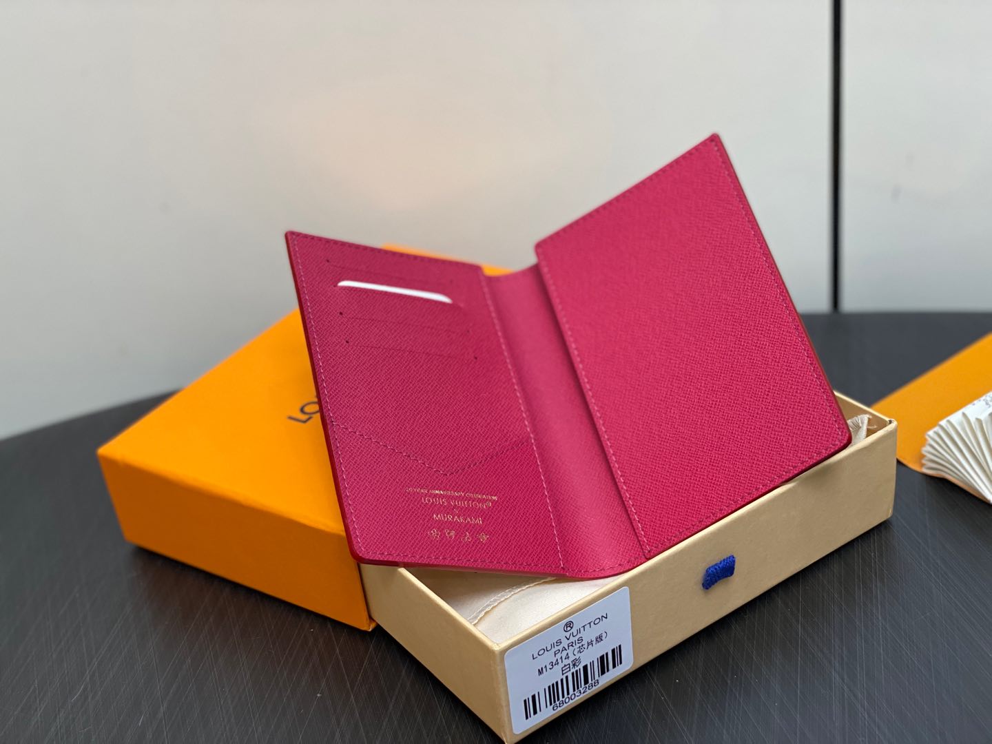 l0vis Vvtt0n passport cover-m14164-14 x 2.5 x 10cm