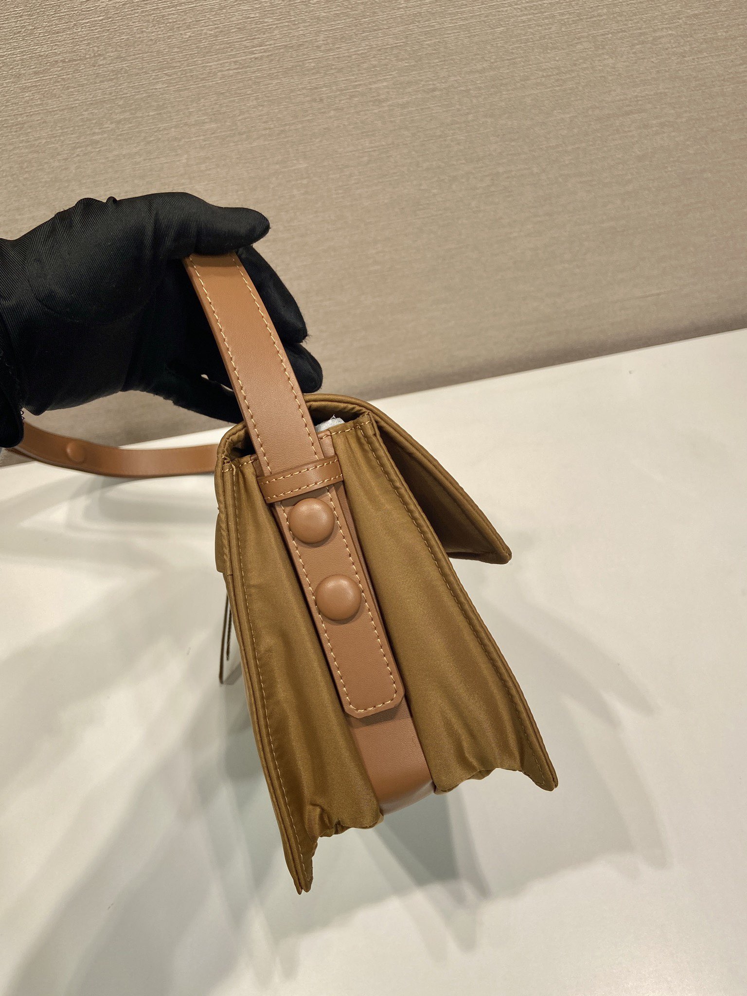 Prad Padded Re-nylon Shoulder Bag 1BD258-23.5x18x11CM