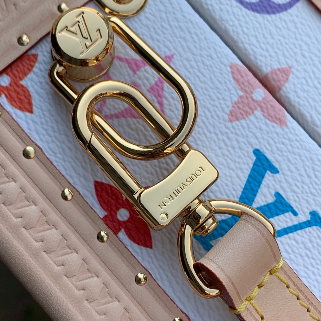 l0vis Vvtt0n petite valise bag -2.5 x 17.5 x 11cm