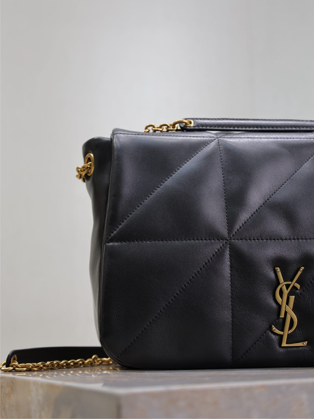 Y51 jamie 4.3 in suede-29×21×9.5cm