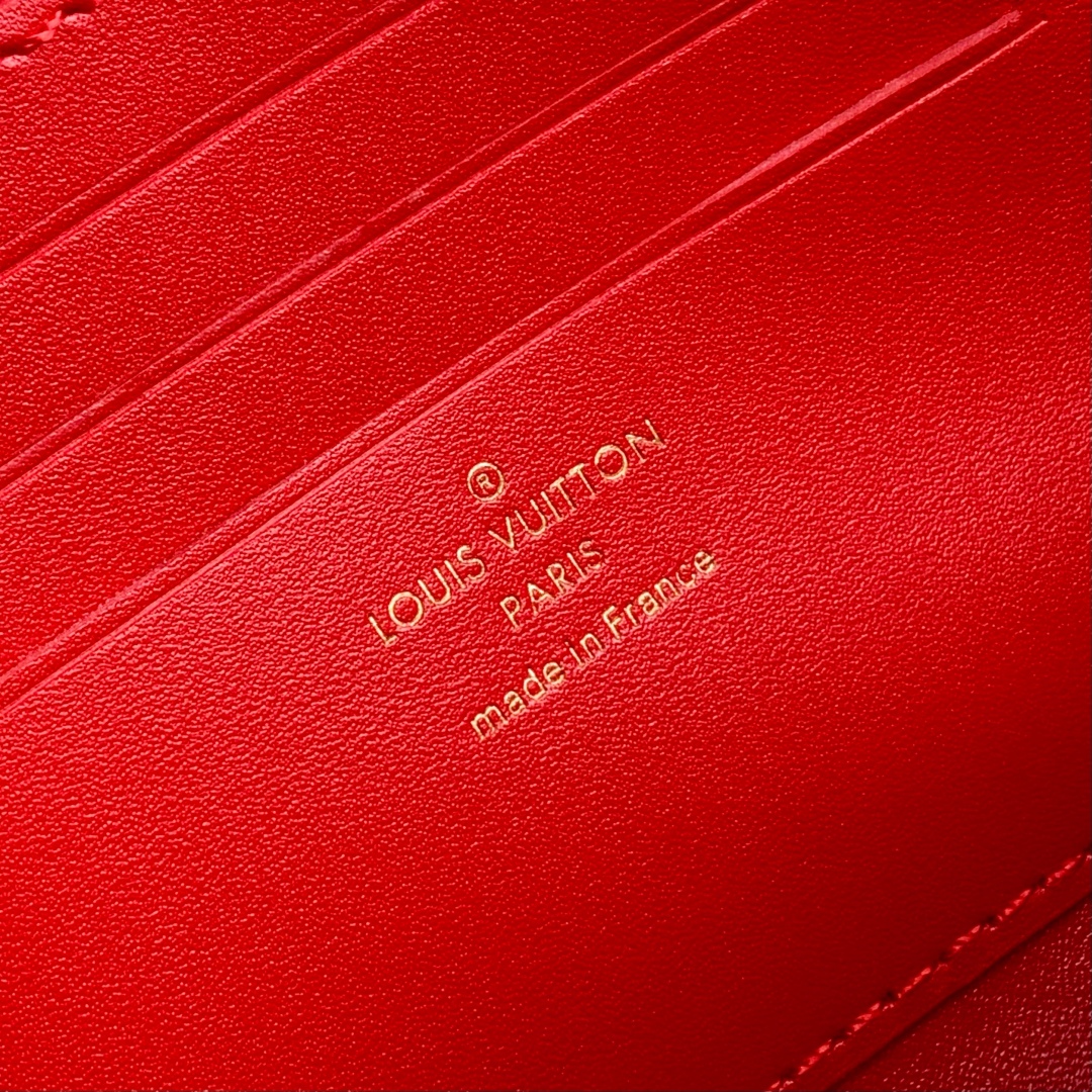 l0vis Vvtt0n wallet on chain capucines m12143-12 x 4 x 23cm