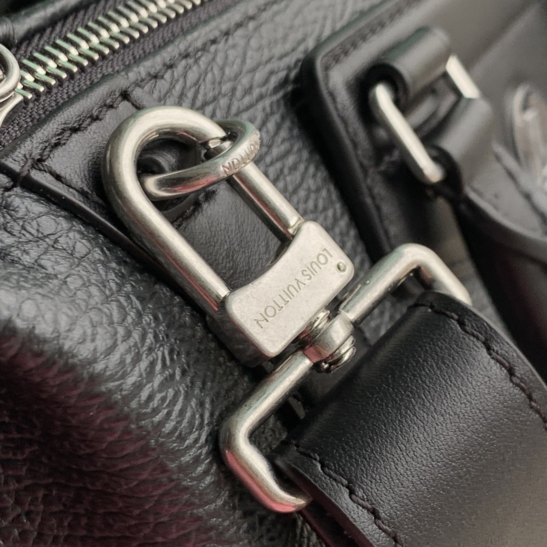 l0vis Vvtt0n biker handbags-m14721-12 x 12 x 30cm