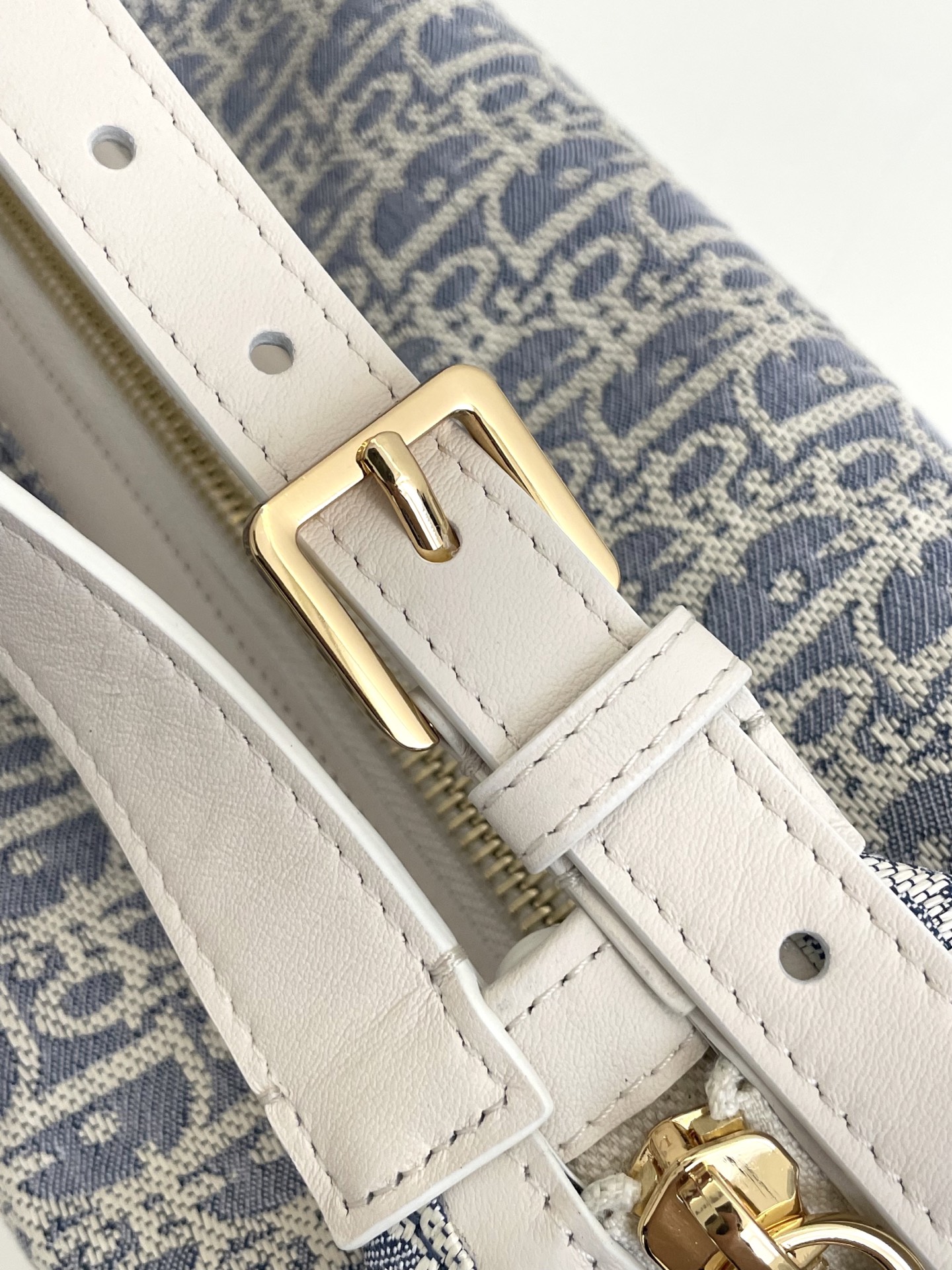 Diro D-Journey Bag-25.5*14.5*14CM