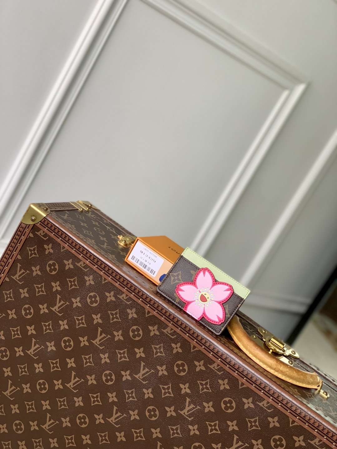 l0vis Vvtt0n cherry blossom wallet-7 x 0.5 x 11cm