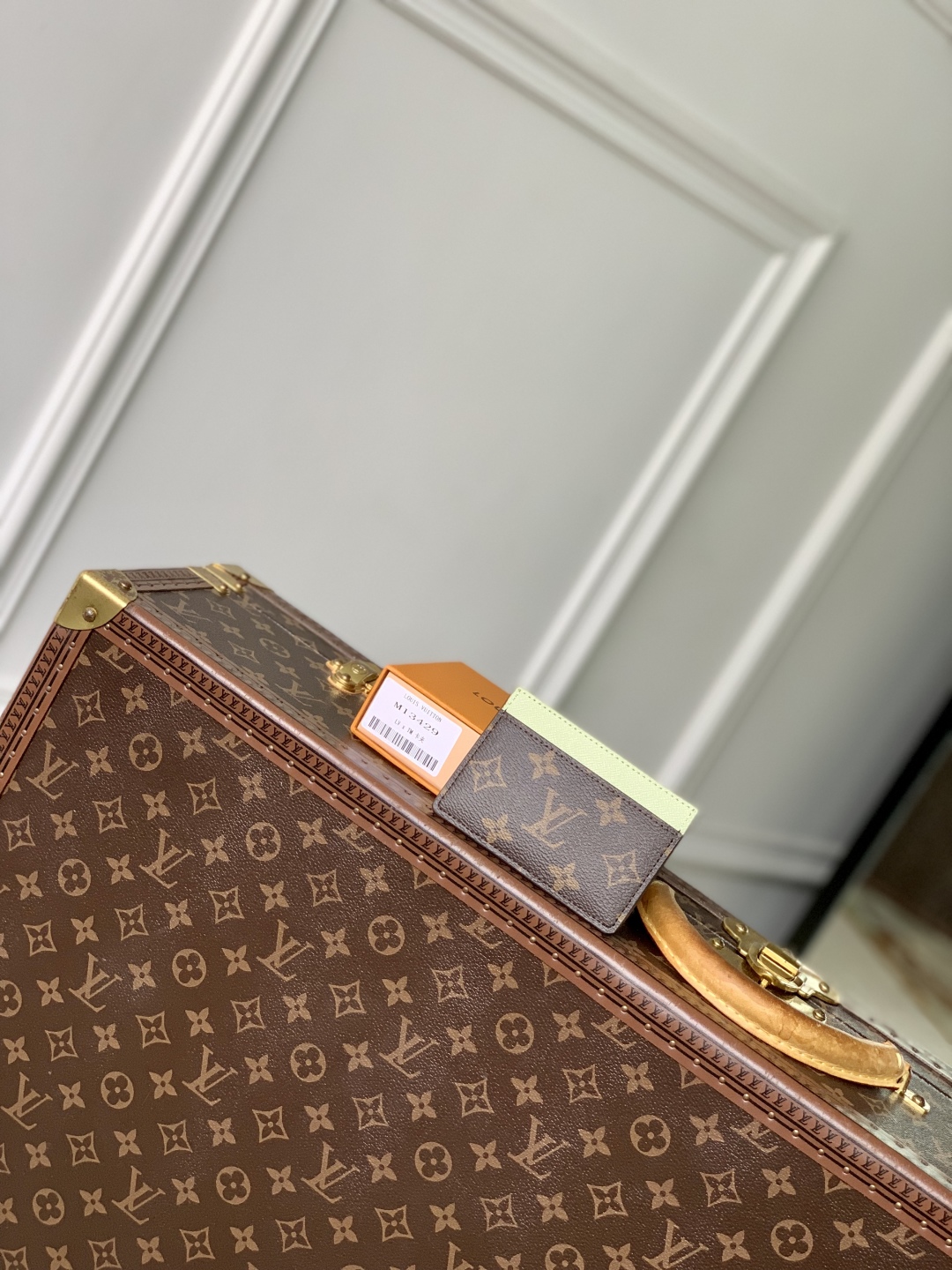 l0vis Vvtt0n cherry blossom wallet-7 x 0.5 x 11cm