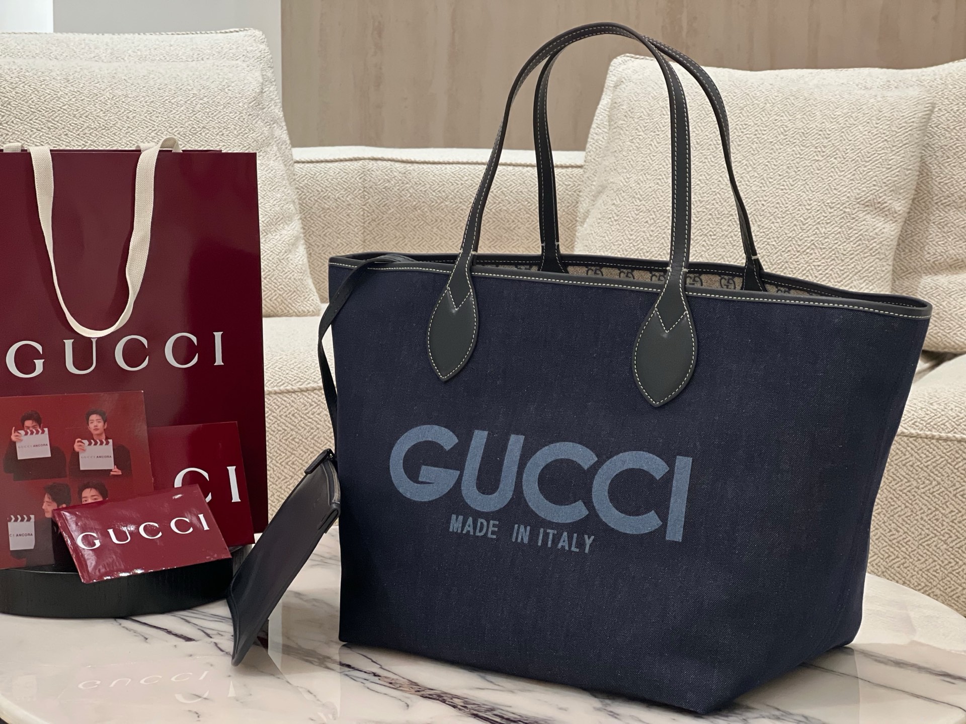 Gv*c* totissima reversible tote in dark blue denim -30.5 × 28 × 27cm