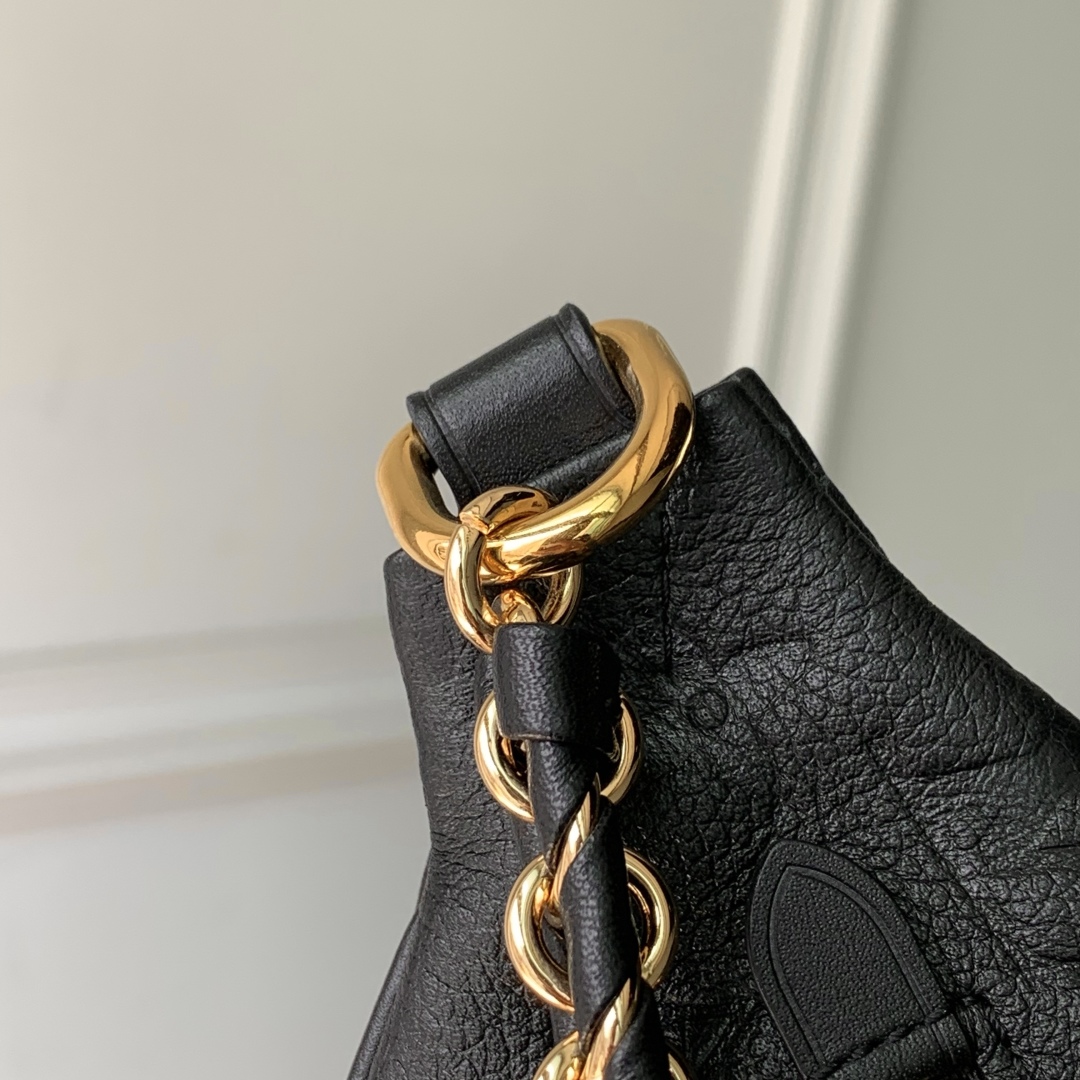 l0vis Vvtt0n high rise bumbag-31 x 15 x 6cm