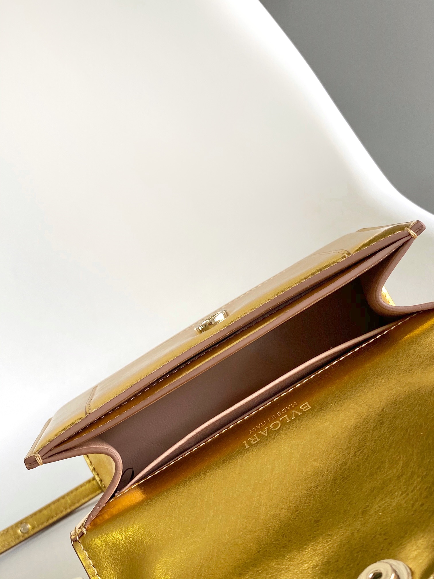 Bv1g*ai serpenti forever bag-19*11*5.5cm