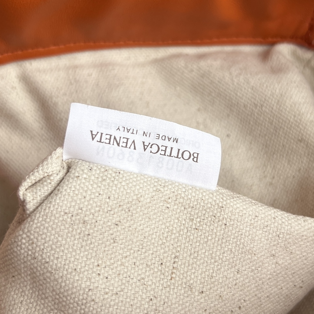 b0tt*ga Ven*ta® women