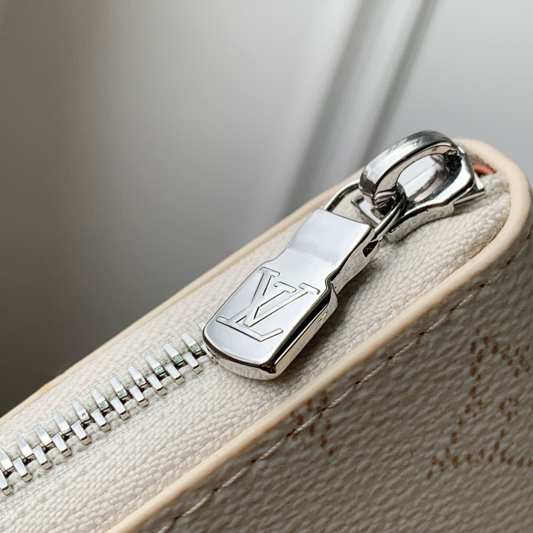 l0vis Vvtt0n zippy wallet-19.5× 10.5x 2.5cm