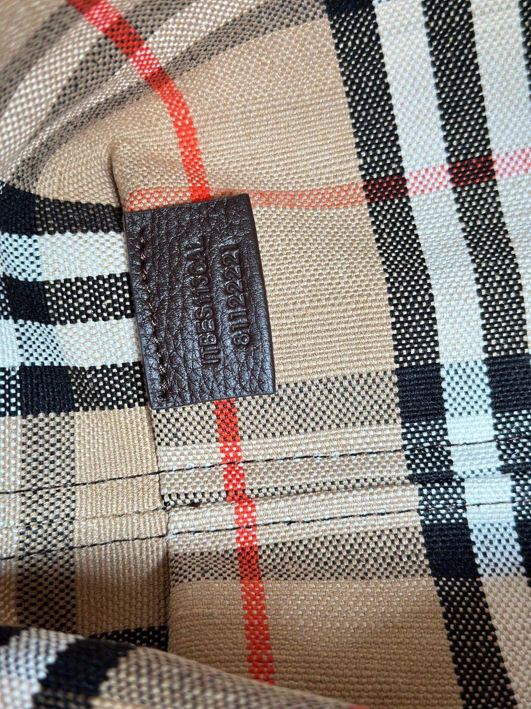 Bv*b*rry medium highlands tote in sand-38× 16.5 x 28cm