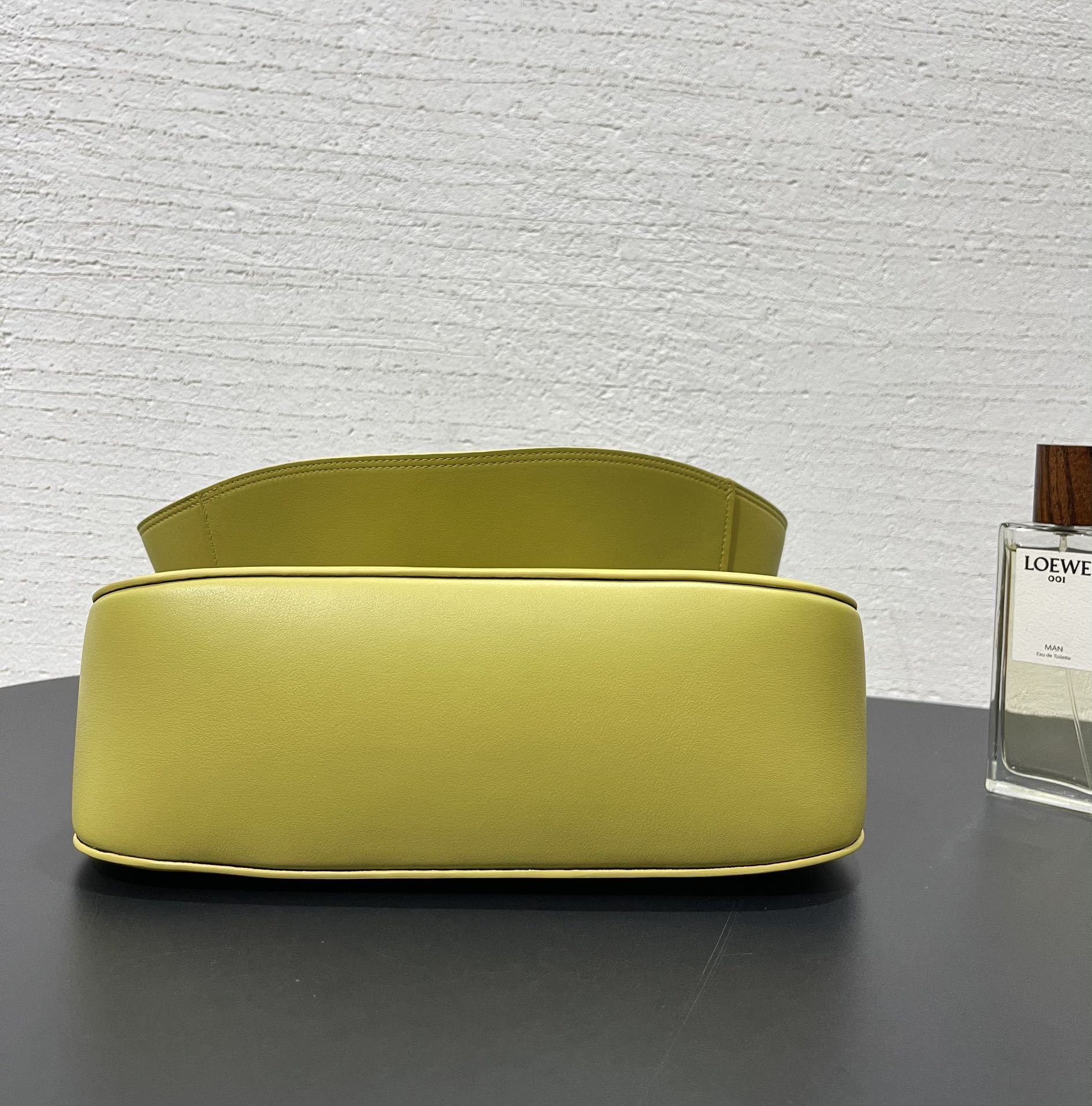 Lowee Ola Chain-Link Shoulder Bag-26*18*13CＭ