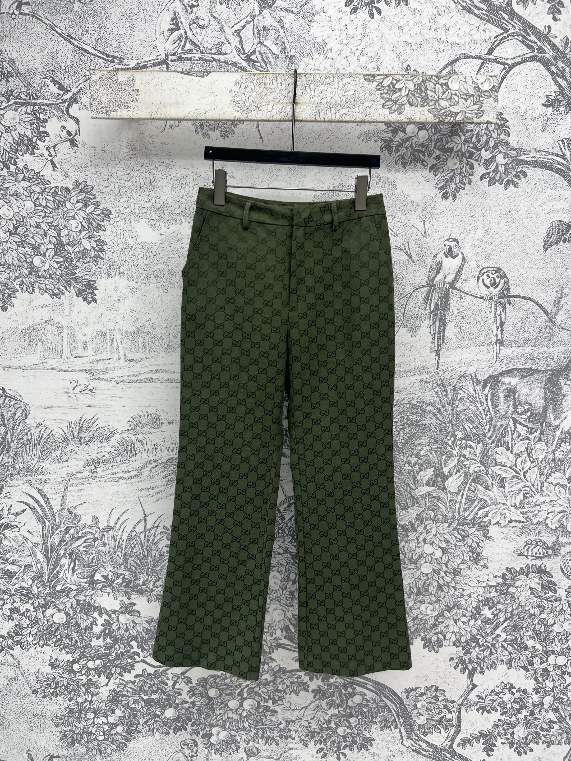 Gv*c high-waisted straight-leg pants in signature green gg jacquard