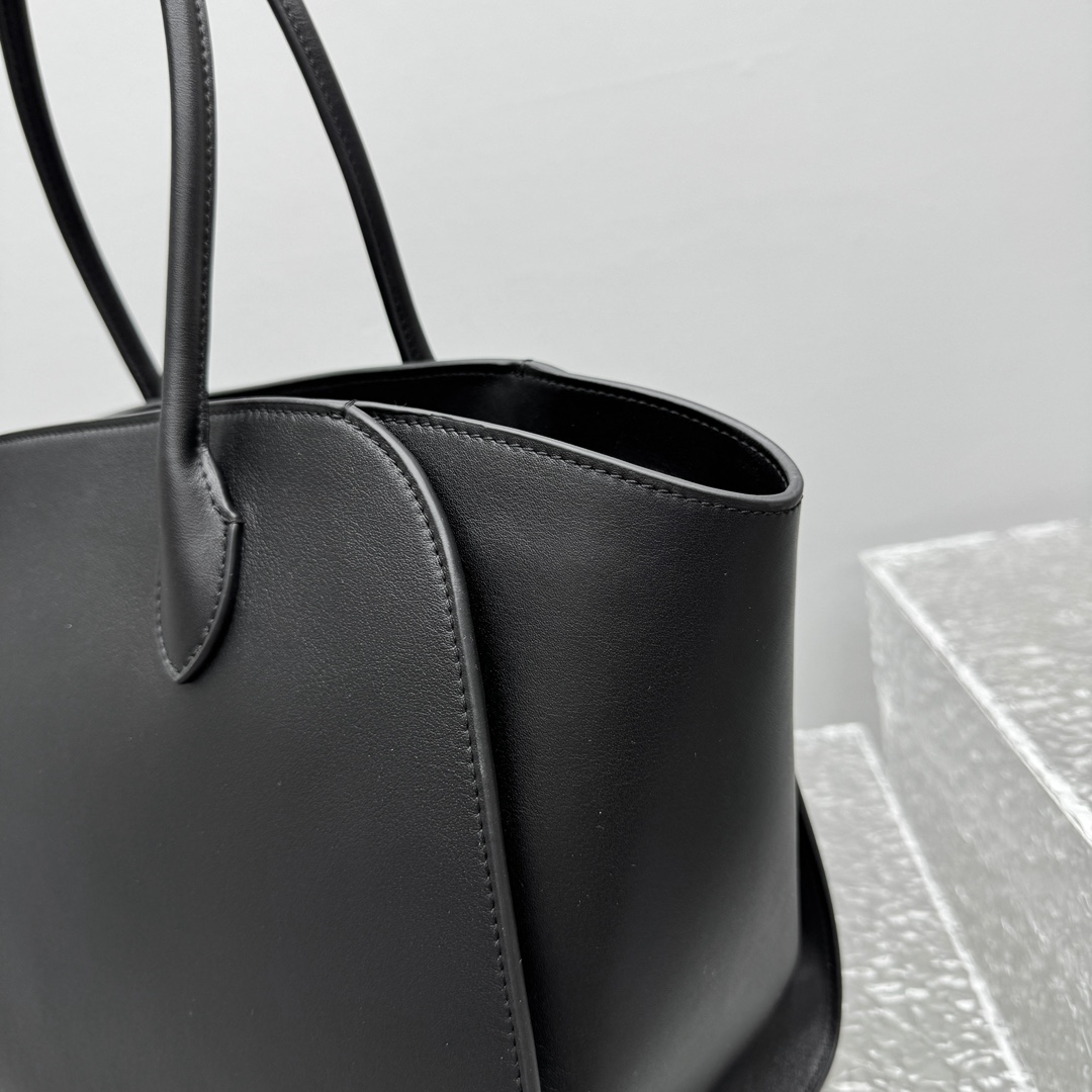 The R0w marlo 14 bag-35*26*16cm