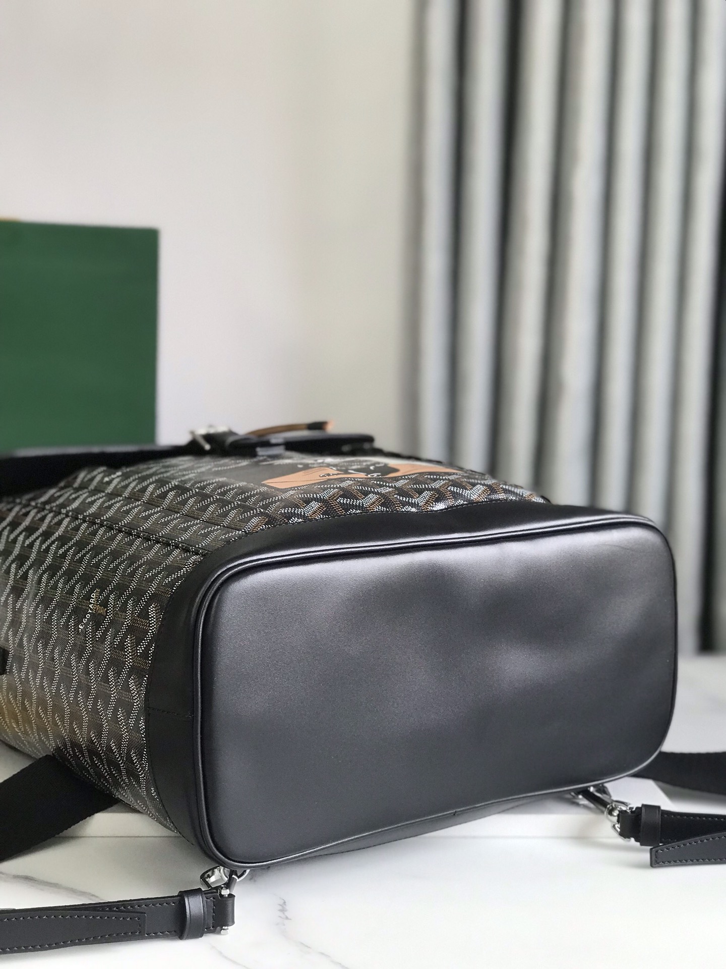 G09ard alpin bag -39x32x15.5cm